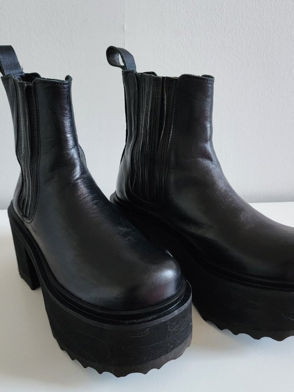 John Fluevog Skyhigh F Nerds, size 7, black